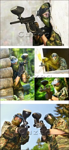  /  Paintball player - Stock photo